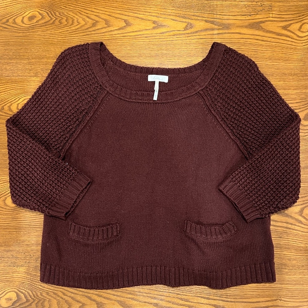 Kirra Cropped Sweater.